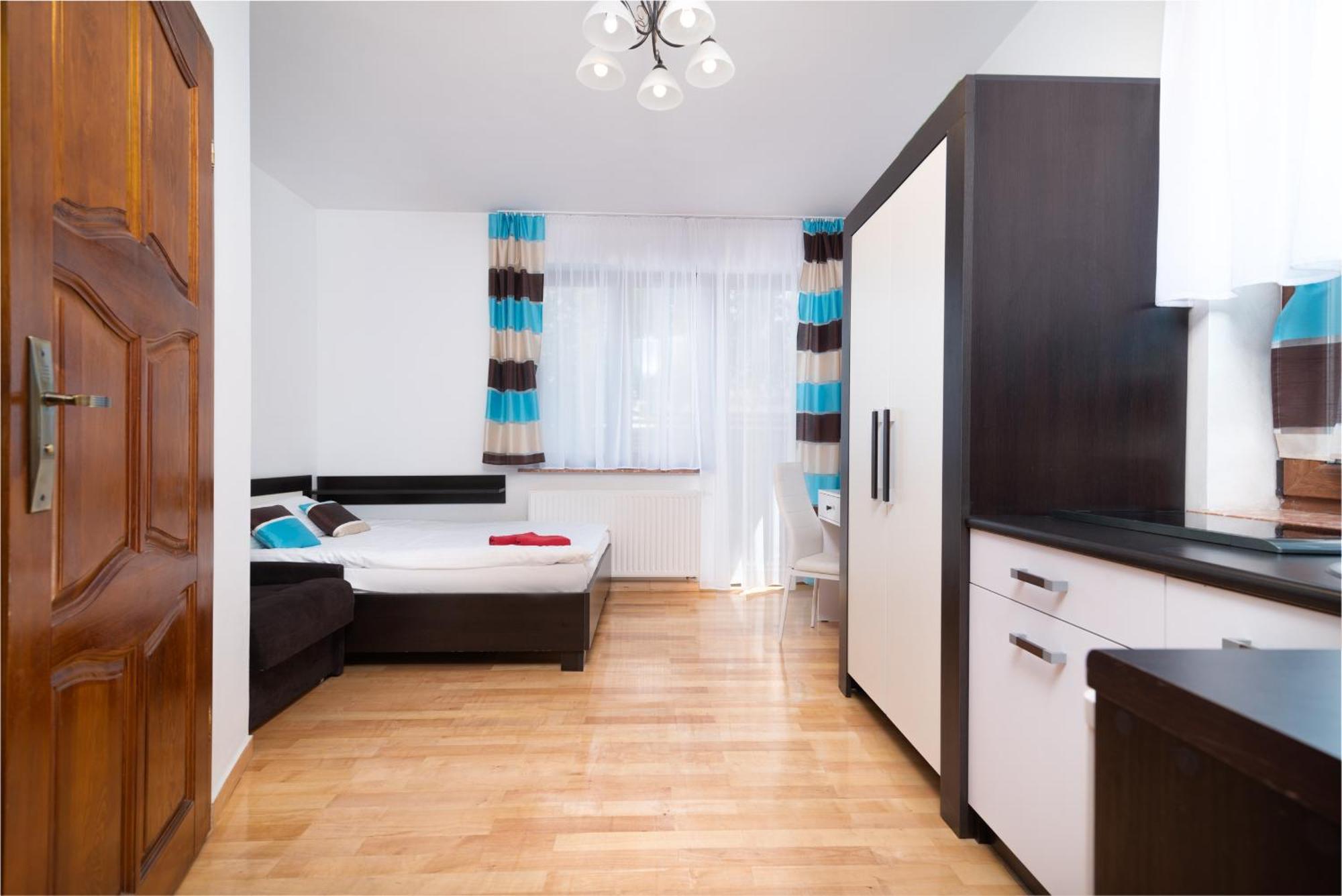 Willa Rubin -Noclegi, Pokoje Krynica Morska, Apartamenty Ngoại thất bức ảnh